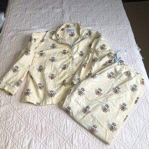 The Cat’s Pajamas set with Bees & Crown graphics, Size XL